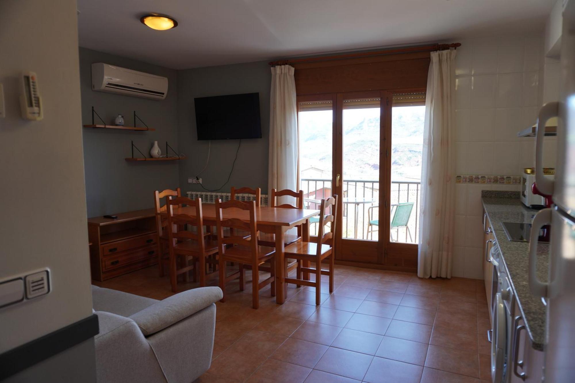 Apartamentos Casa Domenc Aren Buitenkant foto