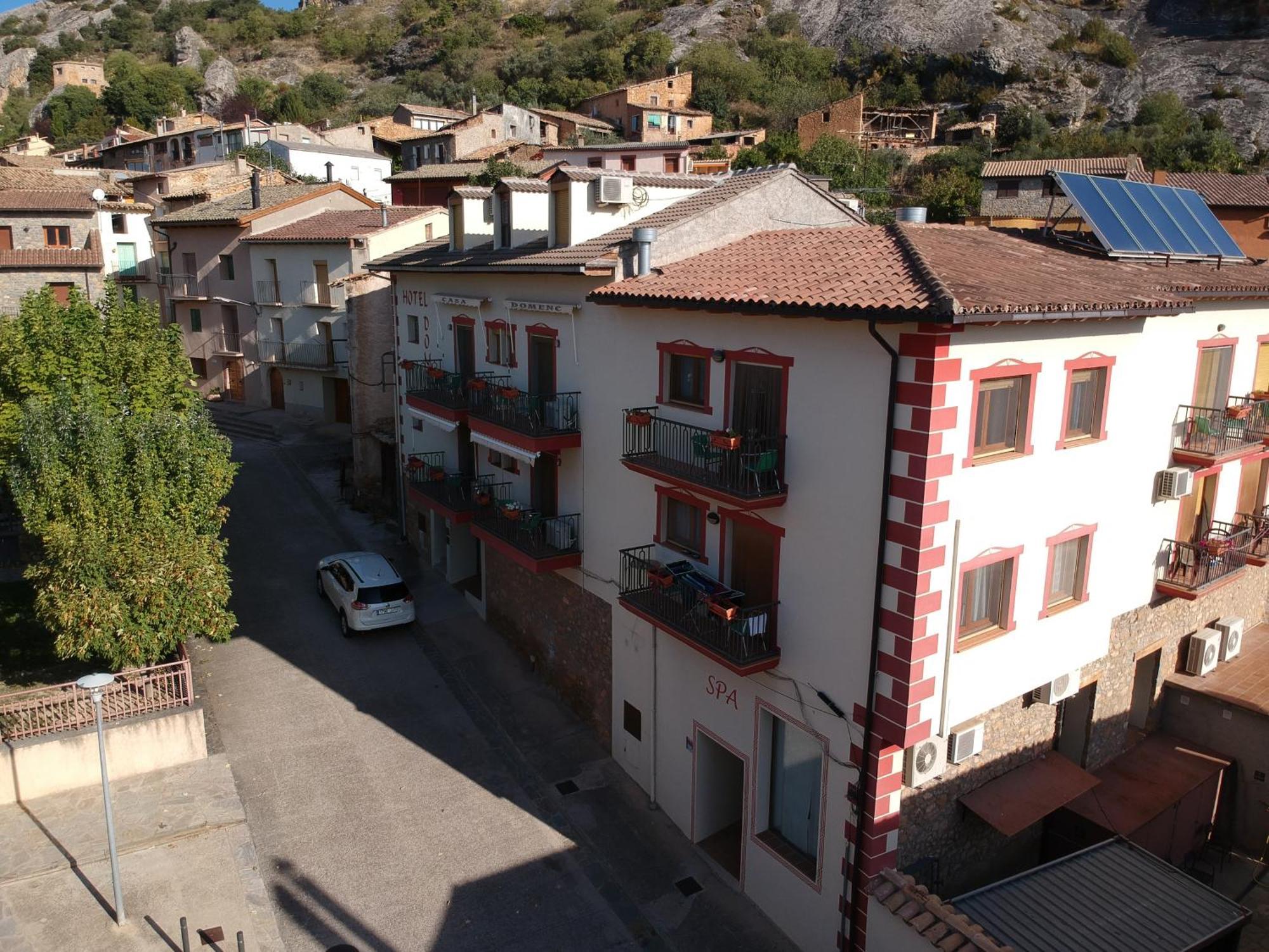 Apartamentos Casa Domenc Aren Buitenkant foto